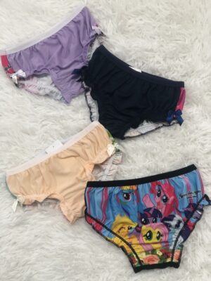 Calcinha Infantil Charmozinha de Personagens – Ana & Anne | 100% Algodão